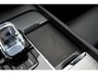 Volvo V60 B4 Automaat Ultimate Dark | Stoel- en Stuurverwarming | Sportstoelen met memory | 360° camera | Adaptieve Cruise Control | Schuif-/kanteldak | Harman Kardon Premium Audio | Head-up Display | Zwarte hemebekleding