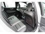 Volvo V60 B4 Automaat Ultimate Dark | Stoel- en Stuurverwarming | Sportstoelen met memory | 360° camera | Adaptieve Cruise Control | Schuif-/kanteldak | Harman Kardon Premium Audio | Head-up Display | Zwarte hemebekleding