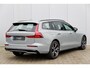 Volvo V60 B4 Automaat Ultimate Dark | Stoel- en Stuurverwarming | Sportstoelen met memory | 360° camera | Adaptieve Cruise Control | Schuif-/kanteldak | Harman Kardon Premium Audio | Head-up Display | Zwarte hemebekleding