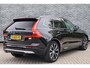 Volvo XC60 2.0 T8 Plug-in hybrid AWD Ultimate Bright | Trekhaak | Luchtvering | 360 Camera | Schuif-/ Kanteldak | Full Led Koplampen | Lederen dashboard | Verwarmd stuurwiel | Stoelverwarming |
