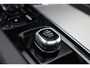 Volvo XC60 2.0 T8 Plug-in hybrid AWD Ultimate Bright | Trekhaak | Luchtvering | 360 Camera | Schuif-/ Kanteldak | Full Led Koplampen | Lederen dashboard | Verwarmd stuurwiel | Stoelverwarming |