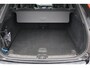Volvo XC60 2.0 T8 Plug-in hybrid AWD Ultimate Bright | Trekhaak | Luchtvering | 360 Camera | Schuif-/ Kanteldak | Full Led Koplampen | Lederen dashboard | Verwarmd stuurwiel | Stoelverwarming |