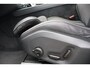 Volvo XC60 2.0 T8 Plug-in hybrid AWD Ultimate Bright | Trekhaak | Luchtvering | 360 Camera | Schuif-/ Kanteldak | Full Led Koplampen | Lederen dashboard | Verwarmd stuurwiel | Stoelverwarming |