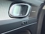 Volvo XC40 2.0 B4 Ultra Dark | Pixel LED | 360° Camera | Leder | 21'' | Panorama Schuifdak | Harman/Kardon | Keyless | Blis | Adaptieve Cruise Controle |
