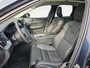 Volvo XC60 2.0 T6 Plug-in hybrid AWD Ultimate Dark | Head up Display | Stoelverwarming | Trekhaak | 360 graden Camera |