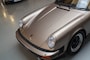Porsche 911 Targa 3.0 Super Carrera Beautiful Driver (1982)