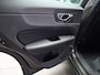 Volvo XC60 2.0 T8 Twin Engine AWD Momentum Pro, NL-Auto Pano, Navi, Carplay, Etc.