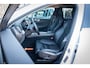 Volvo XC60 B4 Diesel AWD Aut. Inscription | Adaptieve Cruise Control | Dodehoek Detectie | Harman Kardon Audio | Trekhaak | Adaptieve Koplampen | 360 Camera | Getint Glas | Lederen Dashboard | Lederen bekleding