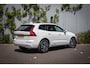 Volvo XC60 B4 Diesel AWD Aut. Inscription | Adaptieve Cruise Control | Dodehoek Detectie | Harman Kardon Audio | Trekhaak | Adaptieve Koplampen | 360 Camera | Getint Glas | Lederen Dashboard | Lederen bekleding