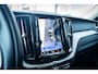 Volvo XC60 B4 Diesel AWD Aut. Inscription | Adaptieve Cruise Control | Dodehoek Detectie | Harman Kardon Audio | Trekhaak | Adaptieve Koplampen | 360 Camera | Getint Glas | Lederen Dashboard | Lederen bekleding