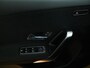 Mercedes-Benz A-klasse 180 Business Solution AMG | Lichtmetalen velgen | AMG Line | Night Pakket | Panorama Schuif-Kanteldak | Parking support camera achter | navigatie | Inclusief 24 maanden MB Certified garantie voor Europa.