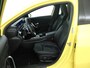Mercedes-Benz A-klasse 180 Business Solution AMG | Lichtmetalen velgen | AMG Line | Night Pakket | Panorama Schuif-Kanteldak | Parking support camera achter | navigatie | Inclusief 24 maanden MB Certified garantie voor Europa.
