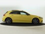 Mercedes-Benz A-klasse 180 Business Solution AMG | Lichtmetalen velgen | AMG Line | Night Pakket | Panorama Schuif-Kanteldak | Parking support camera achter | navigatie | Inclusief 24 maanden MB Certified garantie voor Europa.