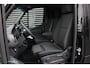 Mercedes-Benz Sprinter 319CDI L2H2 RWD 190PK FULL BLACK JB- EDITION / 3500KG / NEW / DIRECT RIJDEN / NAVIGATIE / PDC / FULL / LED