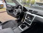 Volkswagen Passat 2.0 TSI Highline sedan, 2e eigenaar , full options, dealer onderhouden auto, n.a.p km, nwe apk * rijklaarprijs *