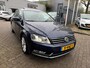 Volkswagen Passat 2.0 TSI Highline sedan, 2e eigenaar , full options, dealer onderhouden auto, n.a.p km, nwe apk * rijklaarprijs *