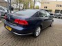 Volkswagen Passat 2.0 TSI Highline sedan, 2e eigenaar , full options, dealer onderhouden auto, n.a.p km, nwe apk * rijklaarprijs *