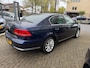 Volkswagen Passat 2.0 TSI Highline sedan, 2e eigenaar , full options, dealer onderhouden auto, n.a.p km, nwe apk * rijklaarprijs *