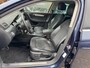 Volkswagen Passat 2.0 TSI Highline sedan, 2e eigenaar , full options, dealer onderhouden auto, n.a.p km, nwe apk * rijklaarprijs *