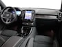 Volvo EX40 Twin Motor Performance Ultra Black Edition 82 kWh / Trekhaak / PIXEL LED / Nubuck / Schuif kantel dak / Stoel en stuurverwarming / Pilot Assist / BLIS /