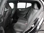 Volvo EX40 Twin Motor Performance Ultra Black Edition 82 kWh / Trekhaak / PIXEL LED / Nubuck / Schuif kantel dak / Stoel en stuurverwarming / Pilot Assist / BLIS /