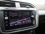 Volkswagen Tiguan 1.4 TSI Comfortline Business R 125 PK GERESERVEERD | Navigatie | Airco | Apple carplay | Cruise control | Lane Assist | Achterbank in delen neerklapbaar | Start-stopsysteem | Stuur Multifunctioneel |