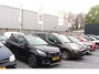 Peugeot 2008 130 Pk Benzine * Luxe Allure * Zwart * Navigatie * 1/2 Lederen Interieur * Achteruitrij Camera & Parkeer Sensoren * Climate & Cruise Control * Vingerhoets; Vierde Generatie Eersteklas Service !
