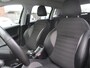 Peugeot 2008 130 Pk Benzine * Luxe Allure * Zwart * Navigatie * 1/2 Lederen Interieur * Achteruitrij Camera & Parkeer Sensoren * Climate & Cruise Control * Vingerhoets; Vierde Generatie Eersteklas Service !