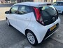 Toyota Aygo 1.0 VVT-i x-play | BTW-auto | Apple Carplay & Android Auto | Achteruitrijcamera