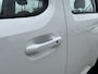 Hyundai Inster E-Motion 49 kWh | 3.000,- korting | Gratis laadstation t.w.v. 589,- | Uit voorraad leverbaar | Achteruitrijcamera | Adaptieve Cruise Control | Climate Control | Elektrisch verstelbare spiegels |