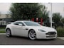 Aston Martin V8 Vantage | Handbak 6 | Pearl White | BTW-auto |