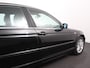 BMW 3-Serie 316i Automaat Special Edition Airco Voorstoelen verwarmd Cruise control Radio Handel/ Export!