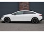 Mercedes-Benz EQE 300 Premium AMG Line 89 kWh | Hyperscreen | Airmatic | Distronic+ | Memory | Burmester |  Digital Light | Panoramadak | Warmtepomp | Surround Camera | Augmented Reality | Leder | Keyless Go |