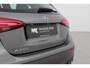 Mercedes-Benz A-klasse 200 AMG Line | ACC | Sportstoelen | Camera | Trekhaak | 18 Inch | Stoelverwarming