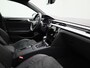 Volkswagen Arteon 2.0 TSI R-Line | 218 PK | Automaat | Stoel en Stuurwielverwarming | Achterbankverwarming | Ergo Active Stoel | Digital Cockpit PRO | Keyless | 360* Camera (Helicopter View) | Head-Up Display |