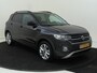 Volkswagen T-Cross 1.0 TSI Life | Parkeersensoren | CarPlay | Adaptieve cruise control | Climate control | DAB radio | Lane- en frontassist |