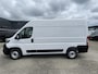 Fiat Ducato 30 2.3 MultiJet L2H2 | Cruise Control | Parkeer Camera | Trekhaak | Navigatie | 3 zits | Euro 6