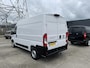 Fiat Ducato 30 2.3 MultiJet L2H2 | Cruise Control | Parkeer Camera | Trekhaak | Navigatie | 3 zits | Euro 6