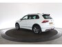 Volkswagen Tiguan 1.5 TSI R-Line Business+ | H&K | Assistentie pakket | Trekhaak |