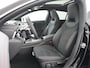 Mercedes-Benz CLA Shooting Brake 180 Star Edition AMG Line Mercedes-Benz CLA-klasse Shooting Brake 180 Star Edition | Panorama - Schuifdak | Cruise Control | Voorstoelen Verwarmd | Sfeerverlichting | DAB+ Radio | 18" Lichtmetalen AMG Velgen