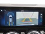Mercedes-Benz B-klasse 180 AMG Line | Panorama - Schuifdak | Nightpakket | Apple Carplay & Android Auto | Achteruitrijcamera | Sfeerverlichting | 19 Inch AMG Velgen