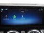 Mercedes-Benz B-klasse 180 AMG Line | Panorama - Schuifdak | Nightpakket | Apple Carplay & Android Auto | Achteruitrijcamera | Sfeerverlichting | 19 Inch AMG Velgen