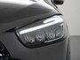 Mercedes-Benz B-klasse 180 AMG Line | Panorama - Schuifdak | Nightpakket | Apple Carplay & Android Auto | Achteruitrijcamera | Sfeerverlichting | 19 Inch AMG Velgen