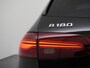 Mercedes-Benz B-klasse 180 AMG Line | Panorama - Schuifdak | Nightpakket | Apple Carplay & Android Auto | Achteruitrijcamera | Sfeerverlichting | 19 Inch AMG Velgen