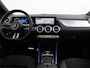 Mercedes-Benz B-klasse 180 AMG Line | Panorama - Schuifdak | Nightpakket | Apple Carplay & Android Auto | Achteruitrijcamera | Sfeerverlichting | 19 Inch AMG Velgen