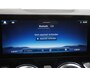 Mercedes-Benz B-klasse 180 AMG Line | Panorama - Schuifdak | Nightpakket | Apple Carplay & Android Auto | Achteruitrijcamera | Sfeerverlichting | 19 Inch AMG Velgen