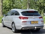 Hyundai i30 Wagon 1.5 T-GDi MHEV 160 PK Premium | Lederen bekleding | Stoel& stuurverwarming & Stoelventilatie | Trekhaak | Allseason banden | 17'' Lmv |