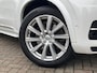 Volvo XC90 2.0 T8 Twin Engine AWD Inscription 7-Pers Pano Trekhaak HUD B&W Luchtvering Leder BOMVOL!