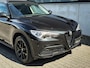 Alfa Romeo Stelvio 2.0 T AWD B-Tech | CarPlay | Panorama | Clime | Adaptive cruise | Navi | Metalic | 1e eig. |