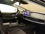 Toyota Prius 2.0 Plug-in Dynamic - DODEHOEKDETECTIE - ACHTERUITRIJCAMERA - ADAPTIEVE CRUISE CONTROL - APPLE CARPLAY/ ANDROID AUTO - KEYLESS ENTRY/START - NAVIGATIESYSTEEM FULL-MAP - VOORSTOELEN VERWARMD